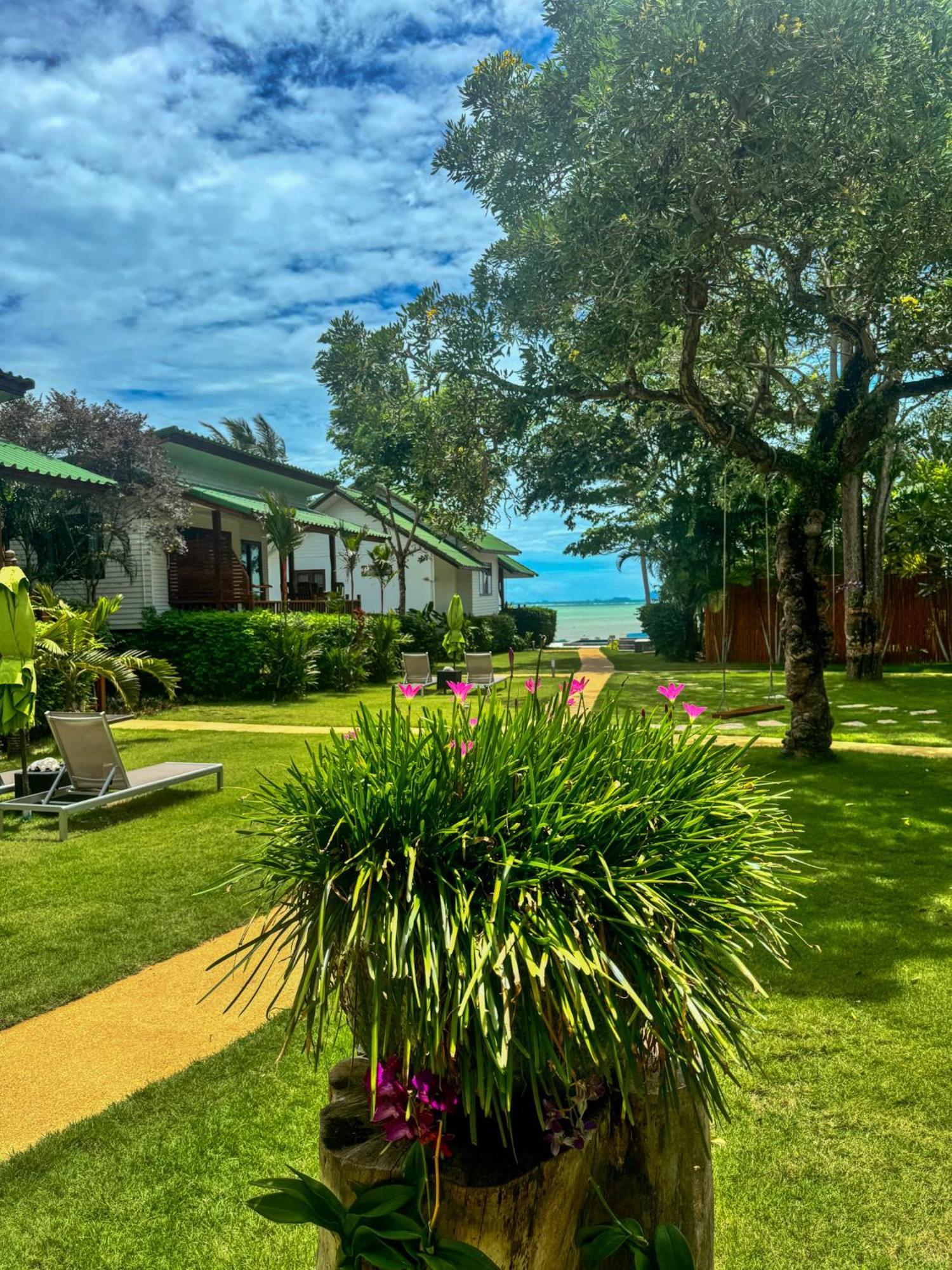 The Joy Beach Villas Hinkong Exterior foto
